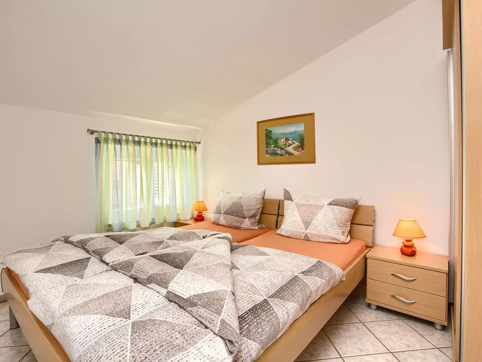 Mit Bootsanleger-Binnen