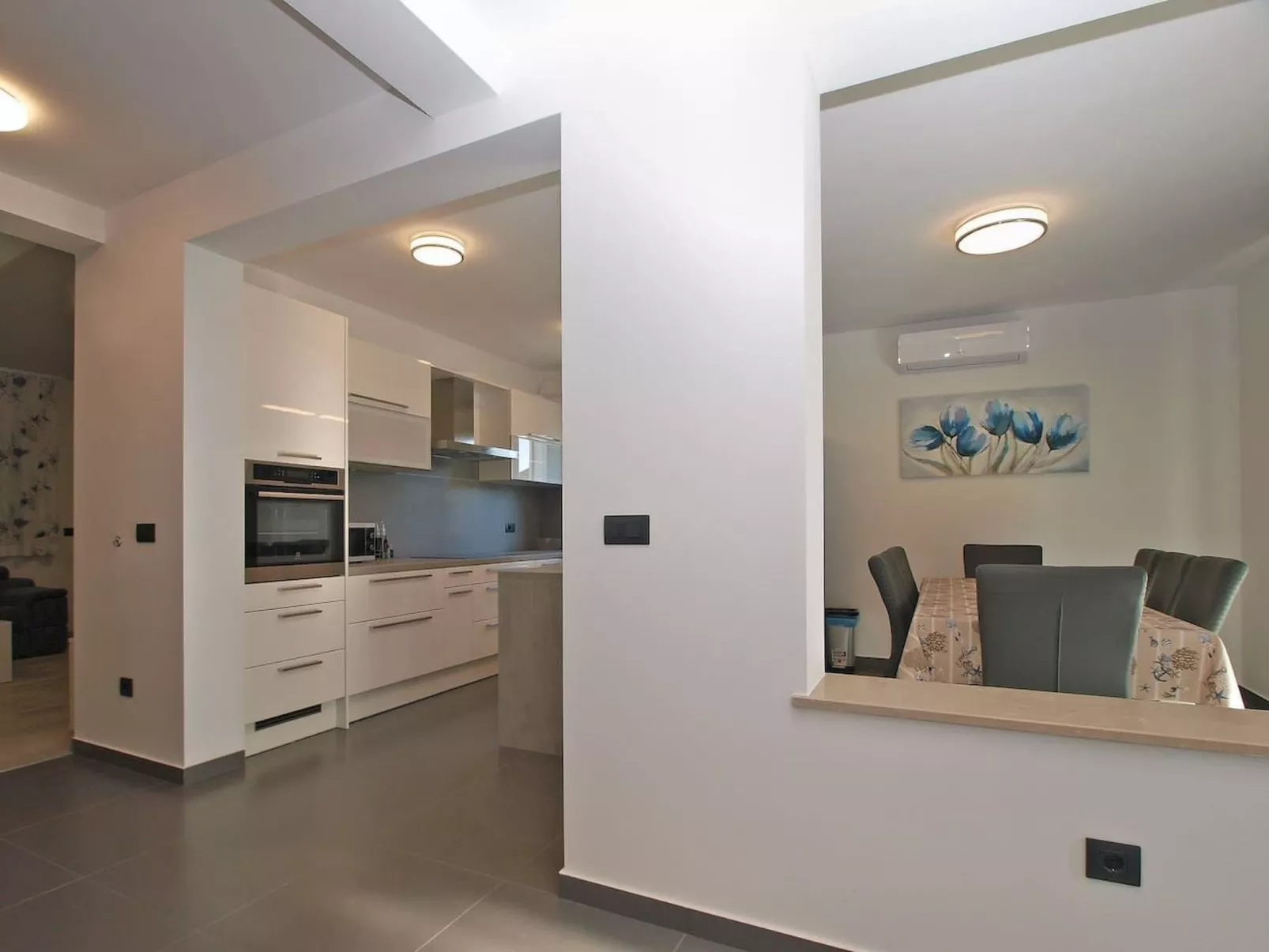 Ferienvilla mit privatem Pool-Image-tags.info