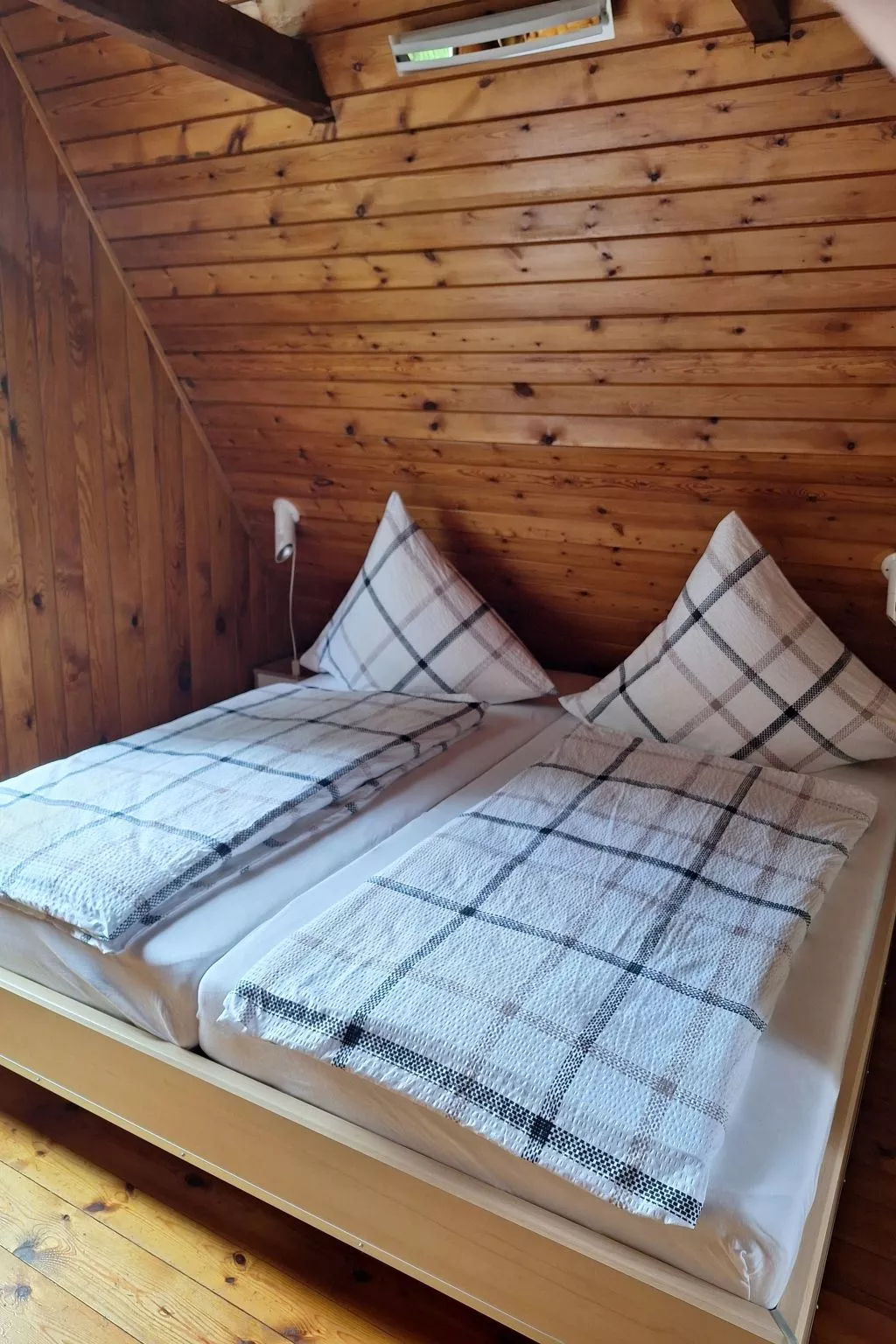 Reetgedecktes Haus-Image-tags.info