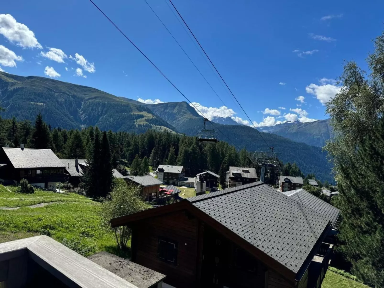 Chalet Glücksfall-Buiten