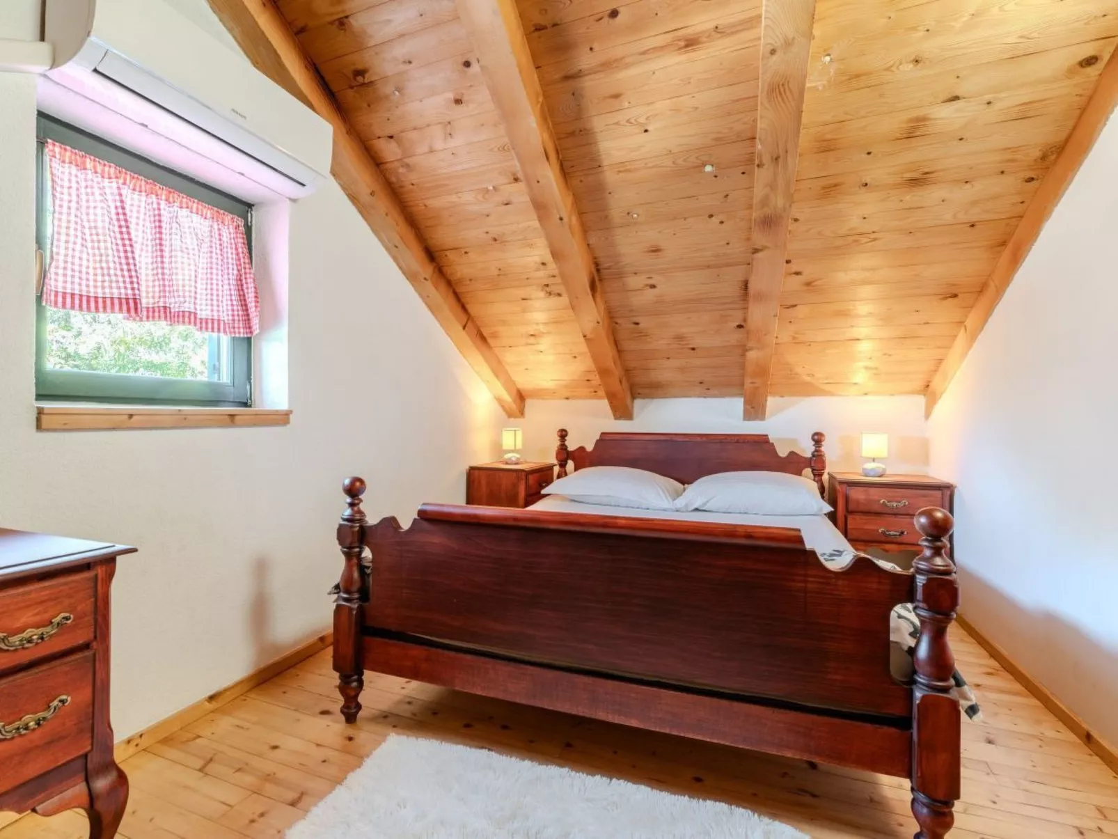 Orhideja - Agentur TA Leut-Binnen