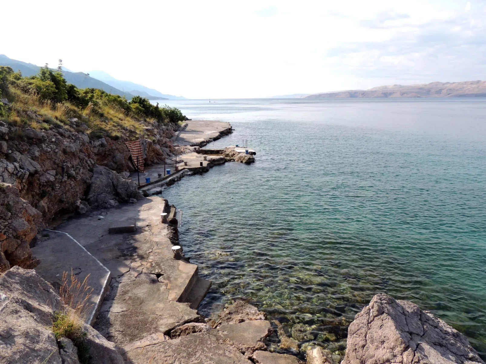 Mit zwei Terrassen für sechs Personen-Image-tags.info