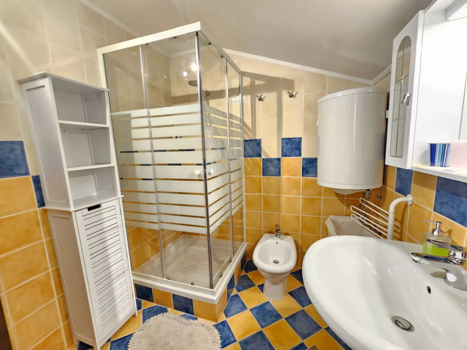 Wohnung mit Meerblick, 200m vom Strand entfernt-Binnen