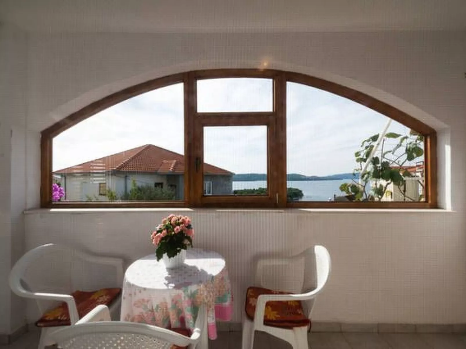 Wohnung mit Blick auf das Wasser-Binnen