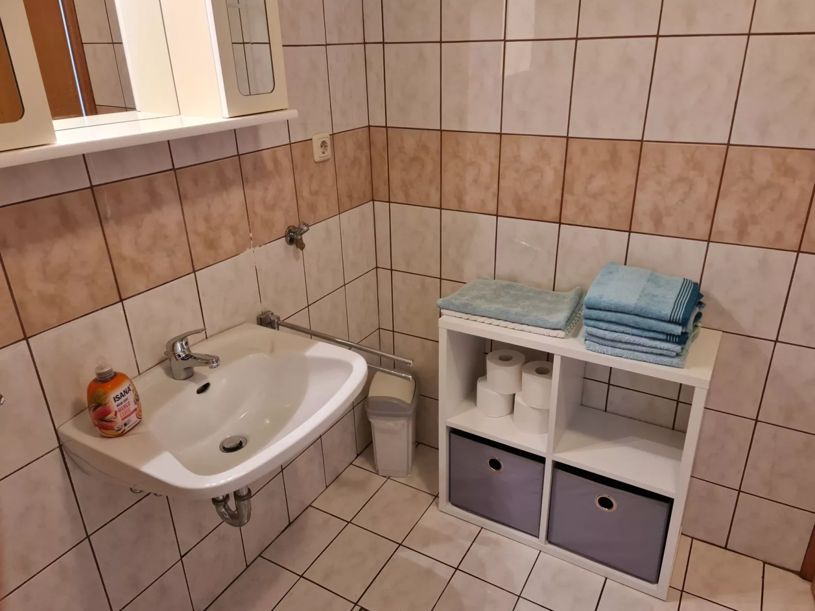 Appartement mit Balkon-Binnen