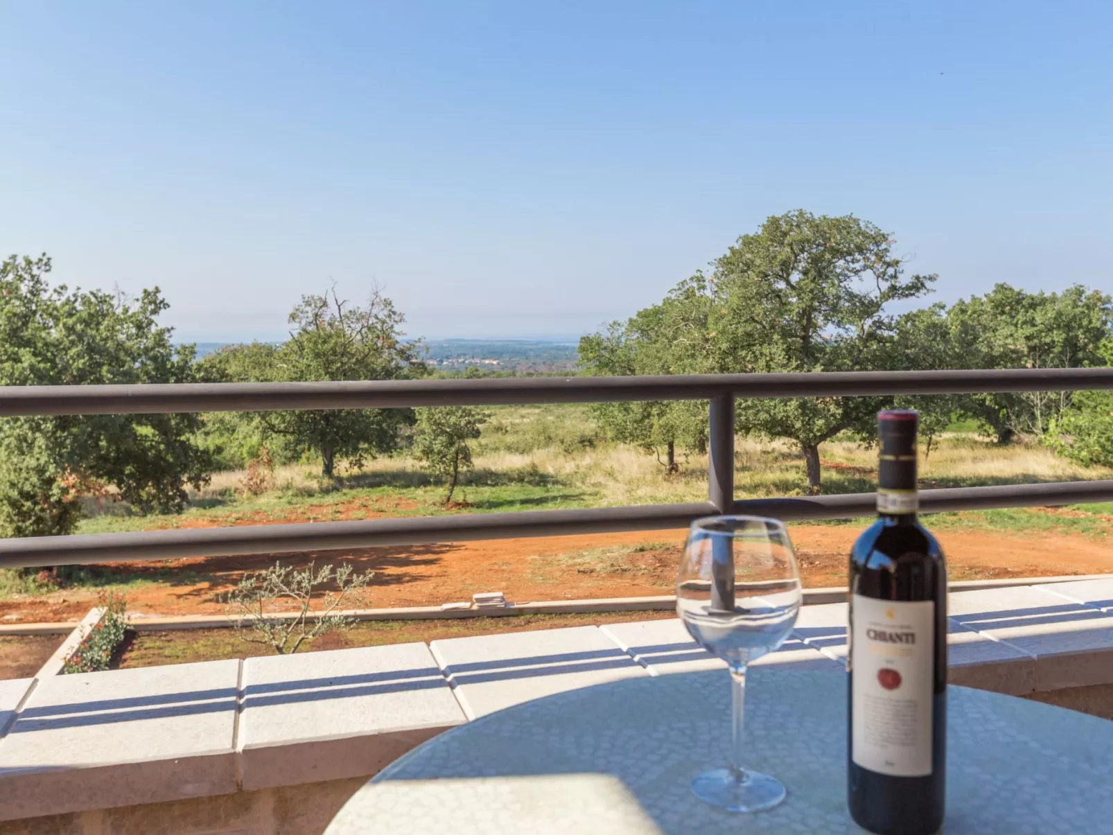 Tolles Ferienhaus in Deklići mit Privatem Pool-Buiten