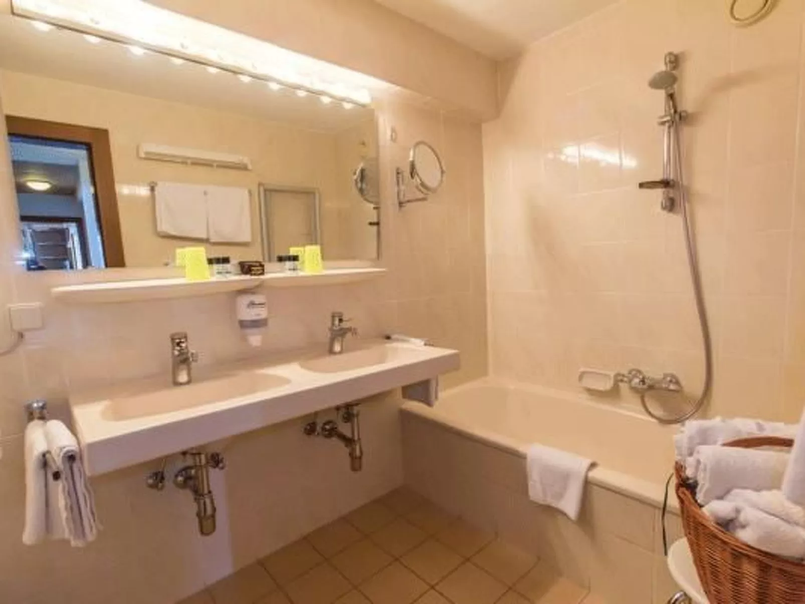 App Typ C - bis 6-Binnen