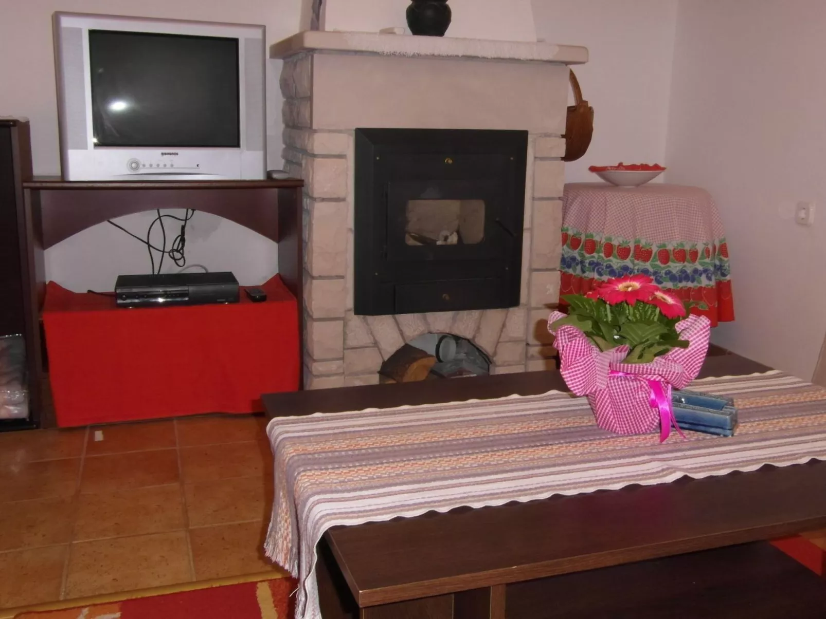 Villa 'Vickovi' mit Gemeinschaftspool-Binnen