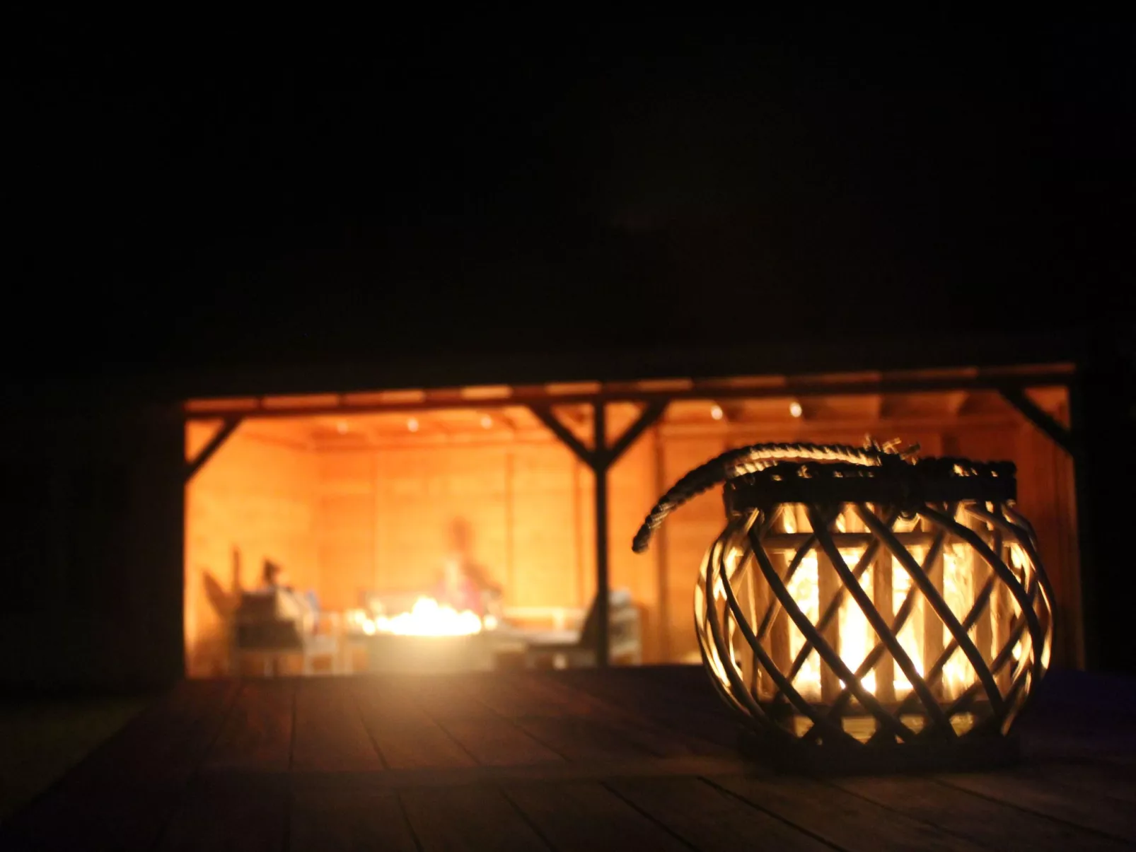 Luxus-Ferienhaus mit Sauna und Kamin-Buiten