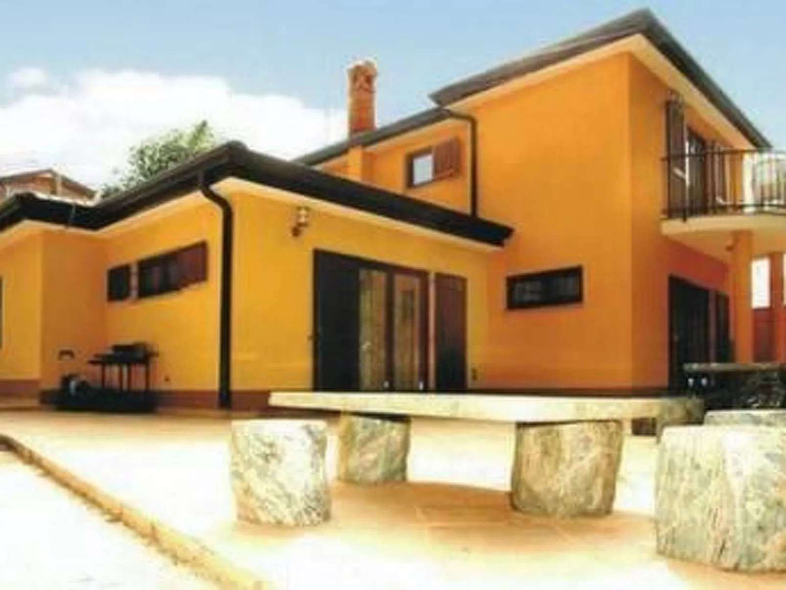 In Buje mit Barbecue-Buiten