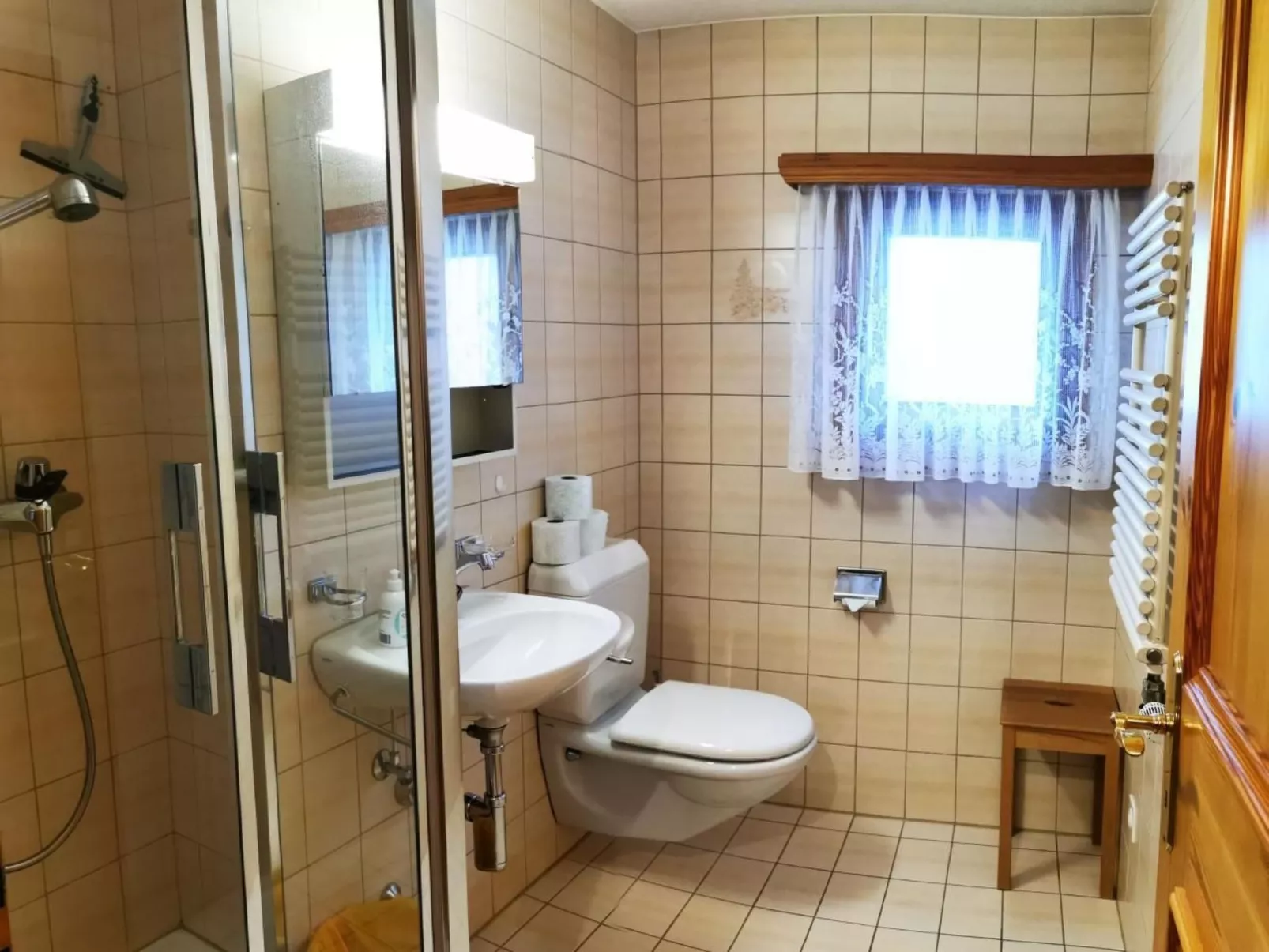 Via charels sur 8-Binnen