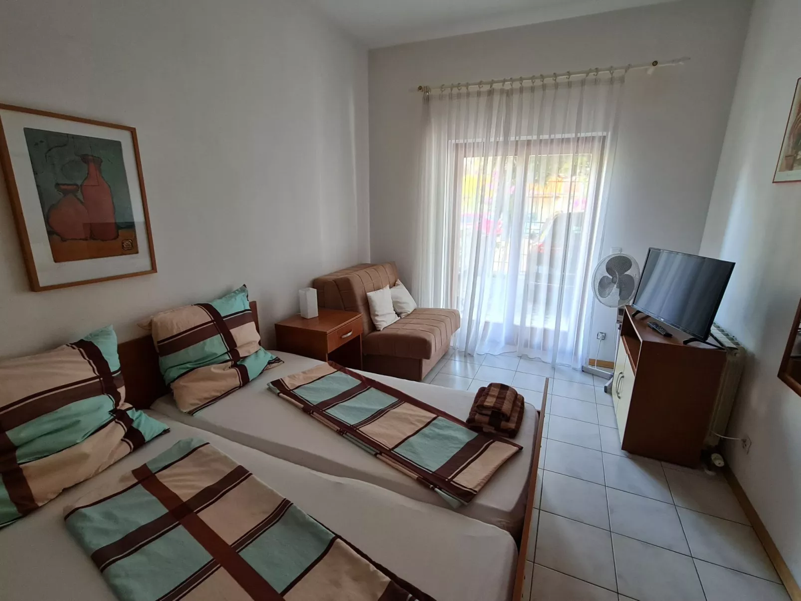 Appartement mit eigenem Parkplatz-Binnen