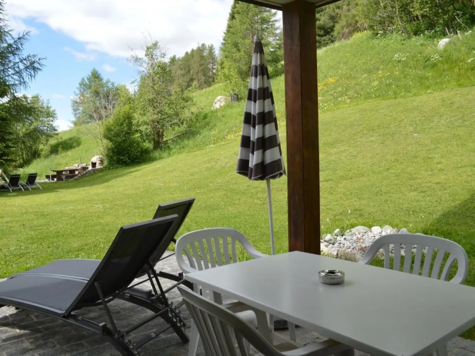 Residenz La Mora 25-Buiten