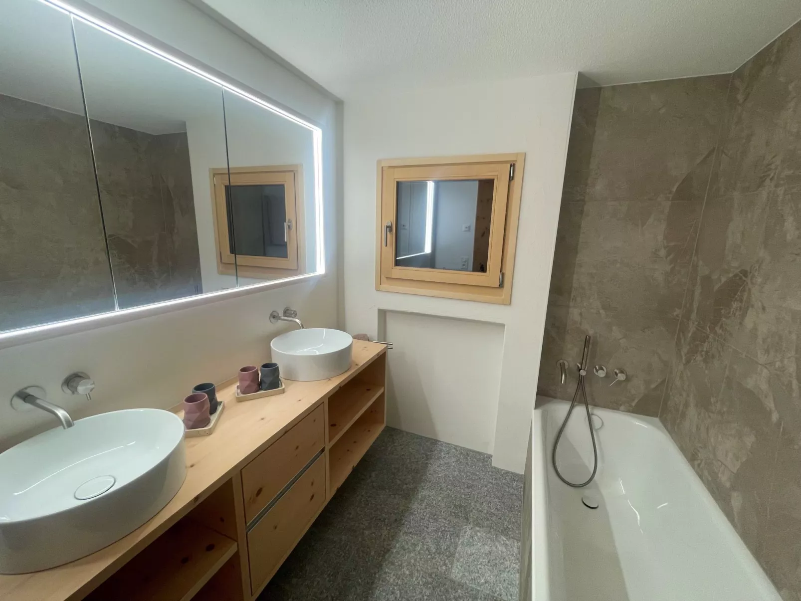 Muntanella Och-Binnen