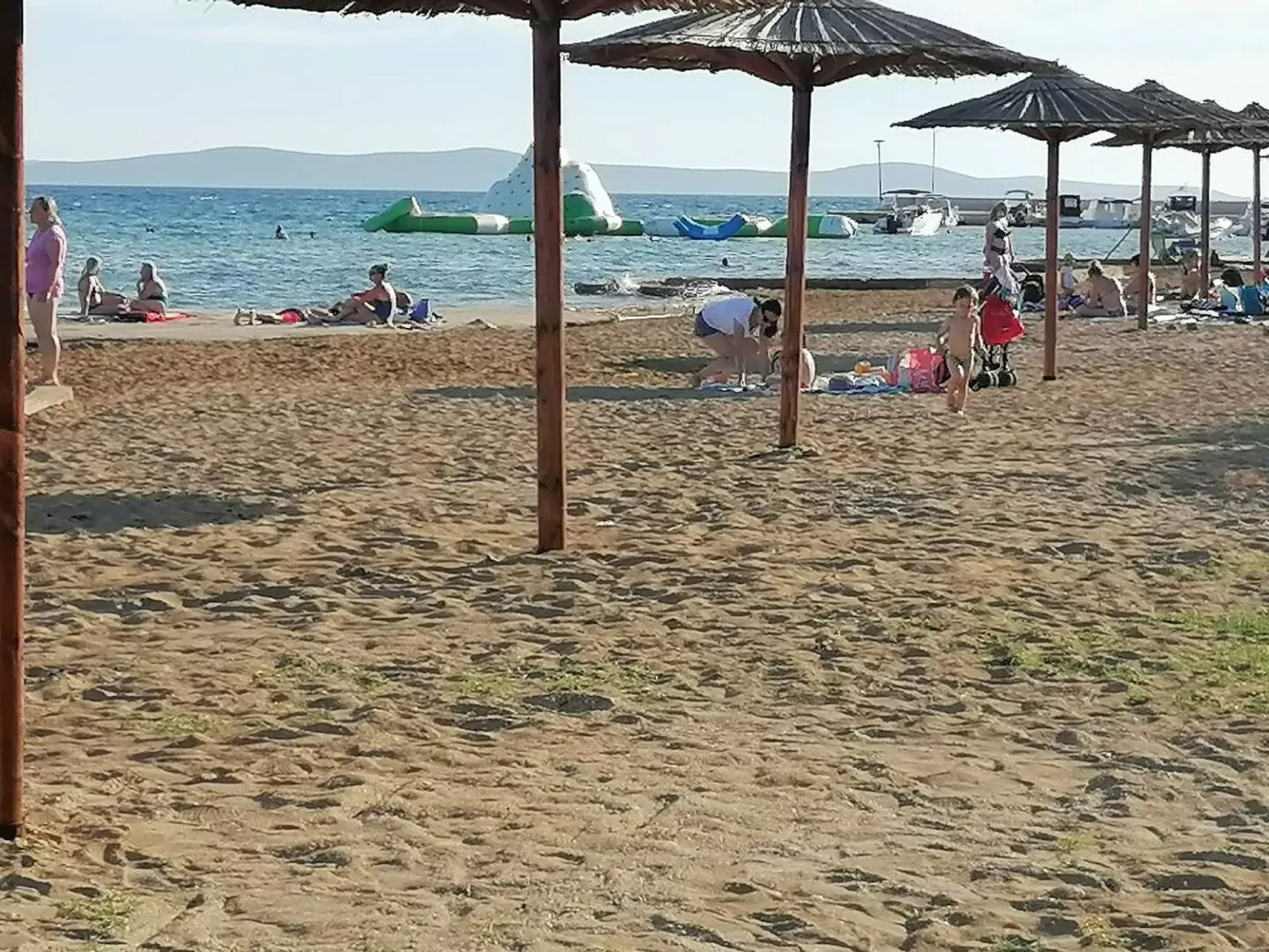 4-Schlafzimmer-Wohnung mit privatem Pool-Image-tags.info