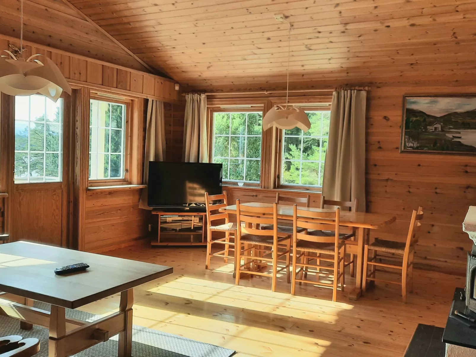 Häuschen mit Blick auf das Wasser-Binnen