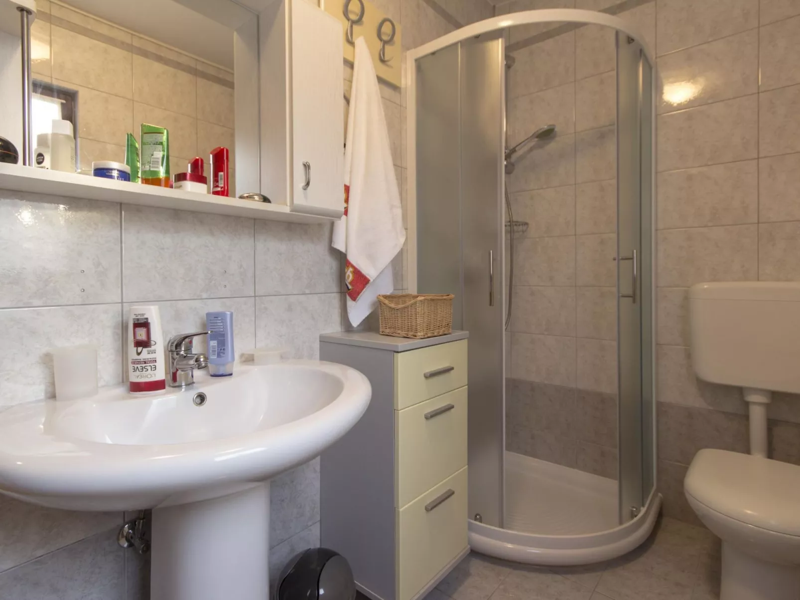 Geräumige Wohnung in Medulin mit Großer Terrasse-Binnen