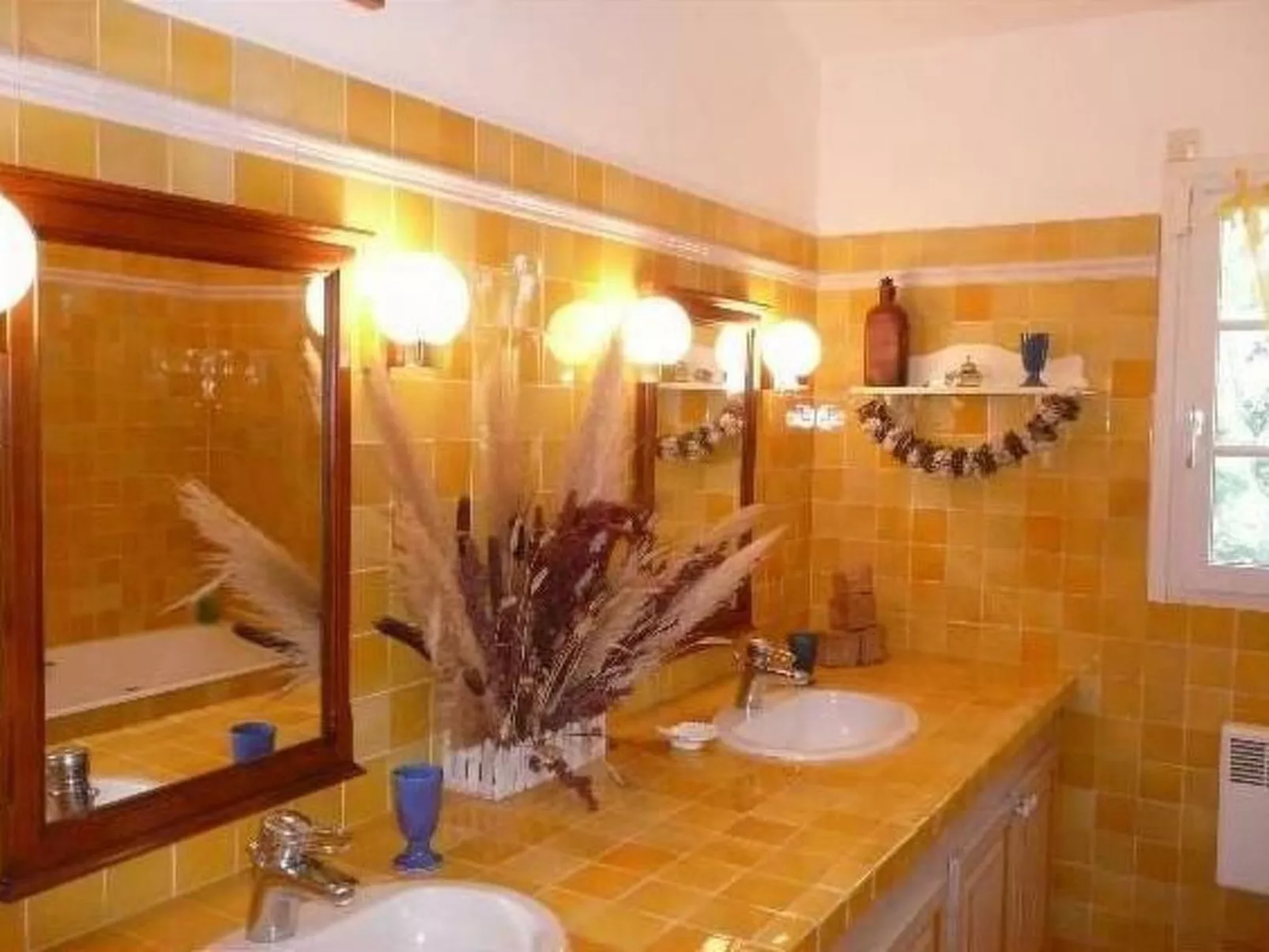 Ruhige Villa mit Pool im Herzen der Weinberge-Binnen