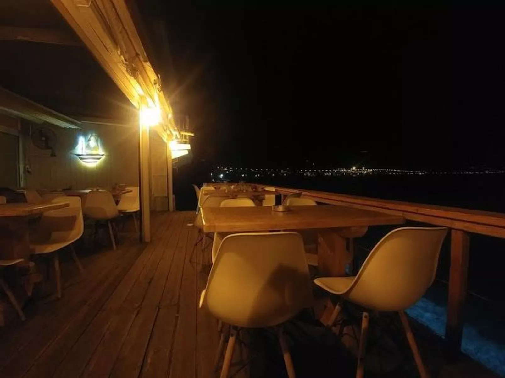 Charmantes Appartement in Derveni-Buiten