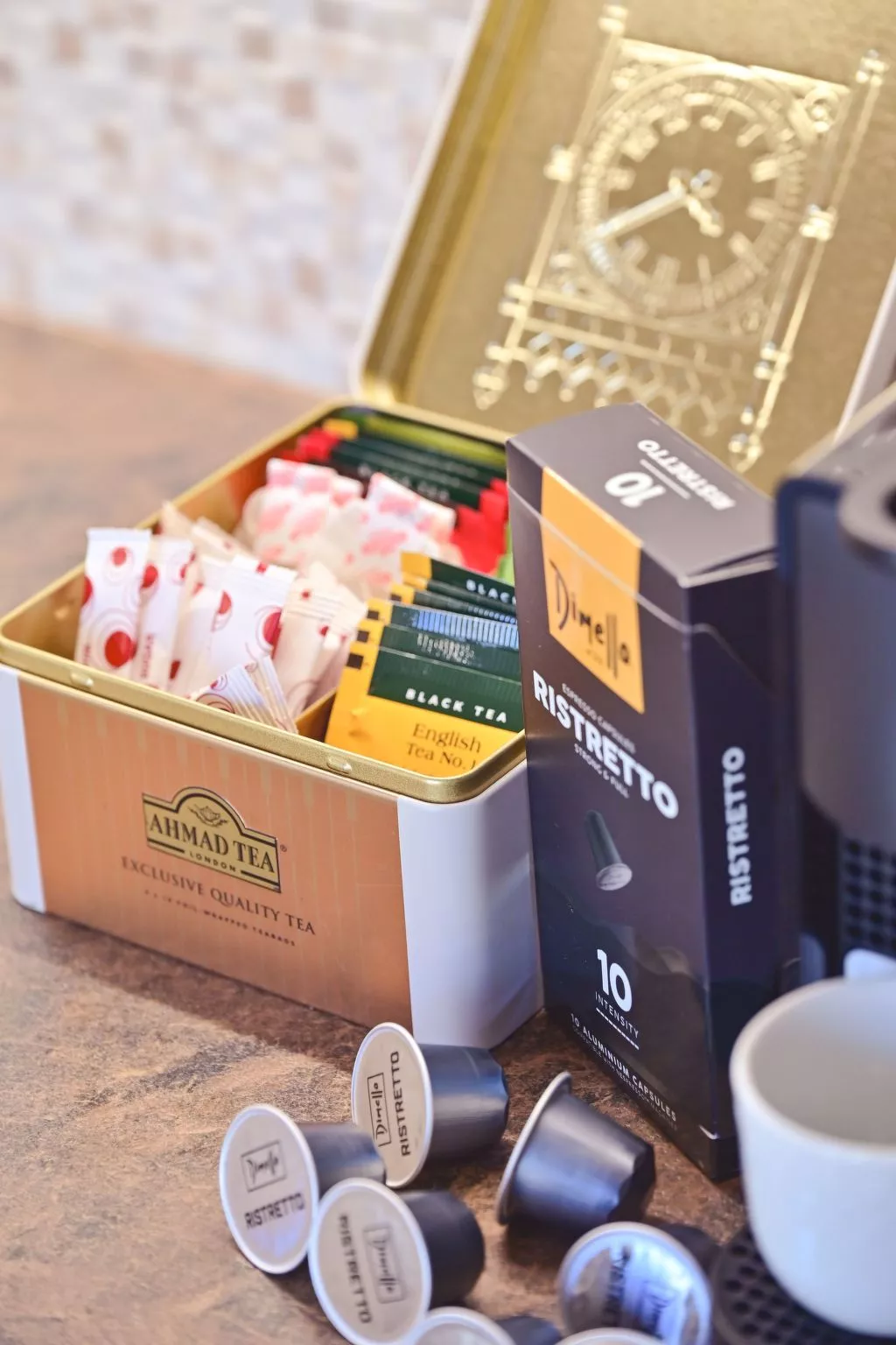 Royal Blue Central House "by Checkin"-Buiten