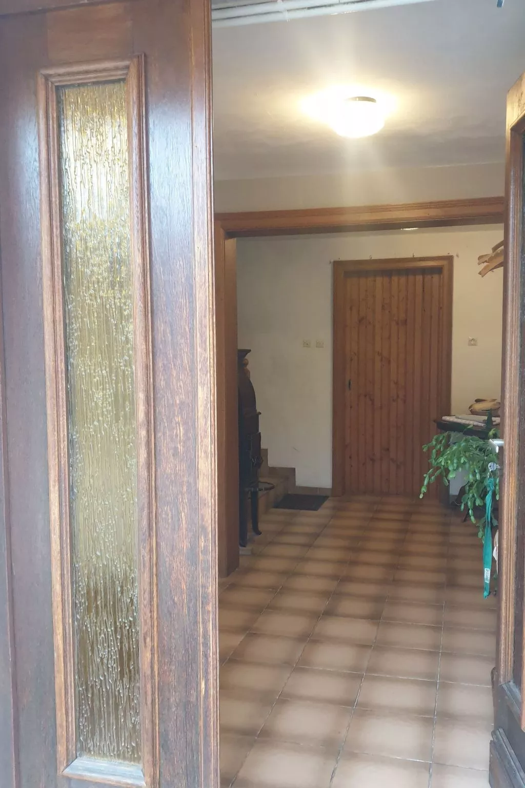 Mit Balkon, Garten und Talblick-Buiten