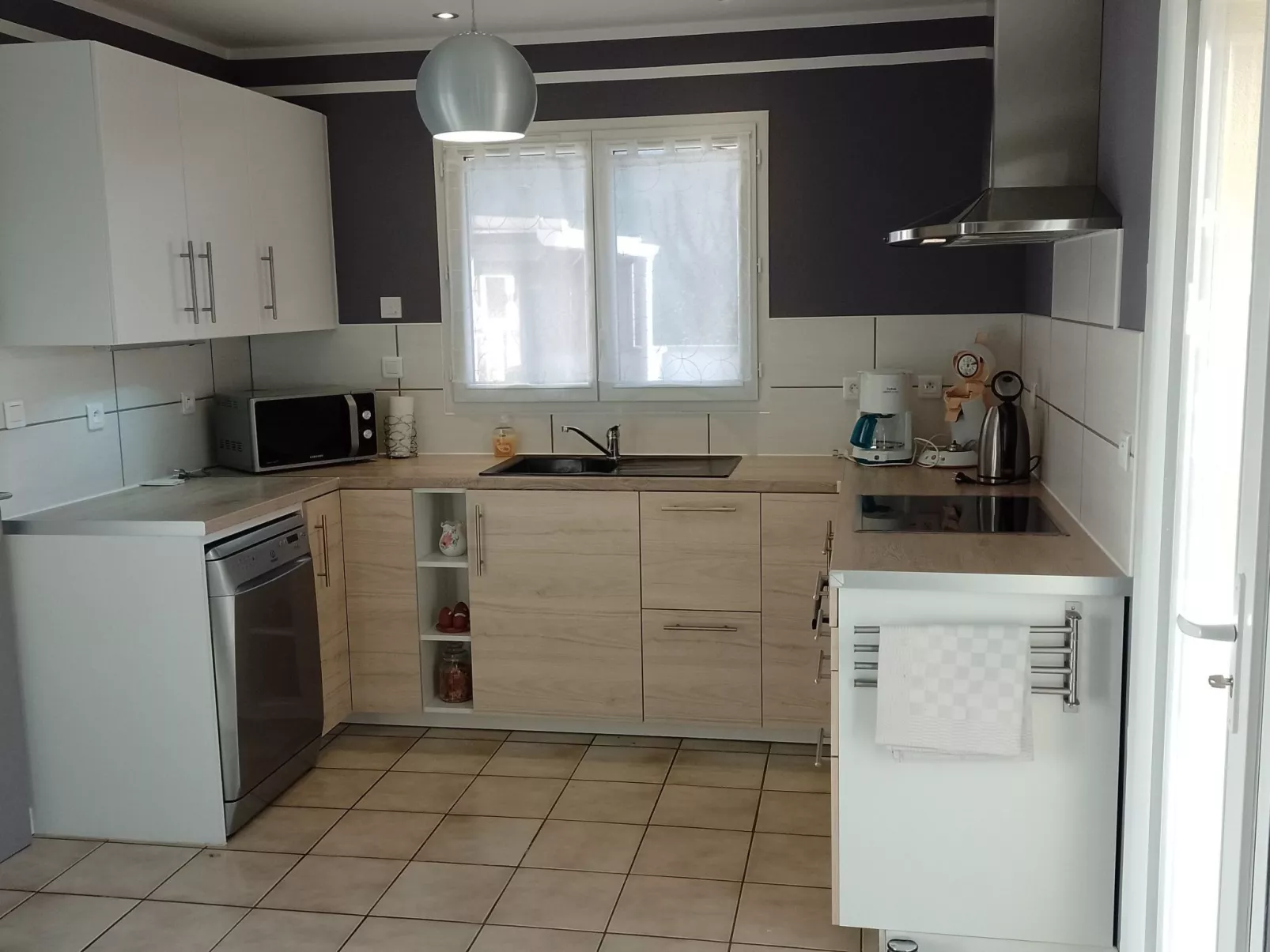 Inmitten der Weinberge Lucinkas-Image-tags.info