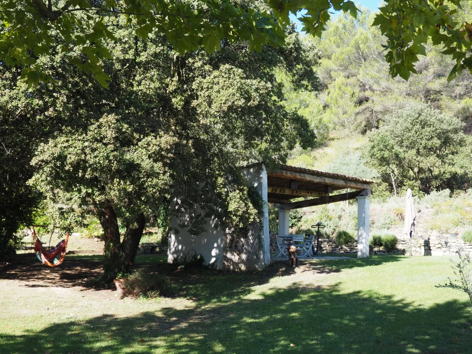 Provenzalisches Haus mit Pool und Garten-Image-tags.info