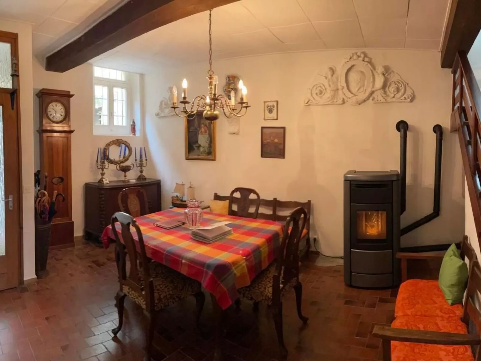 Palazzo Petraglio – grosszügiges Ferienhaus-Binnen