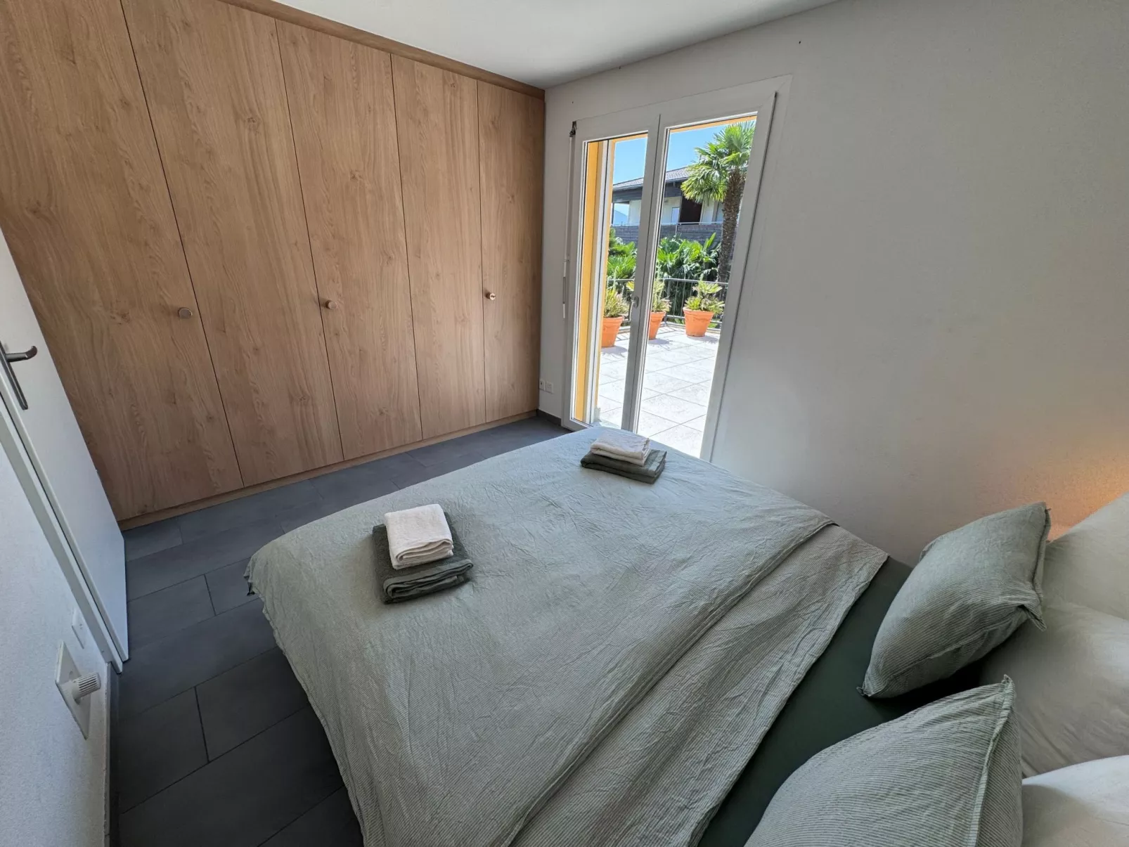 La Camelina - Contra-Binnen