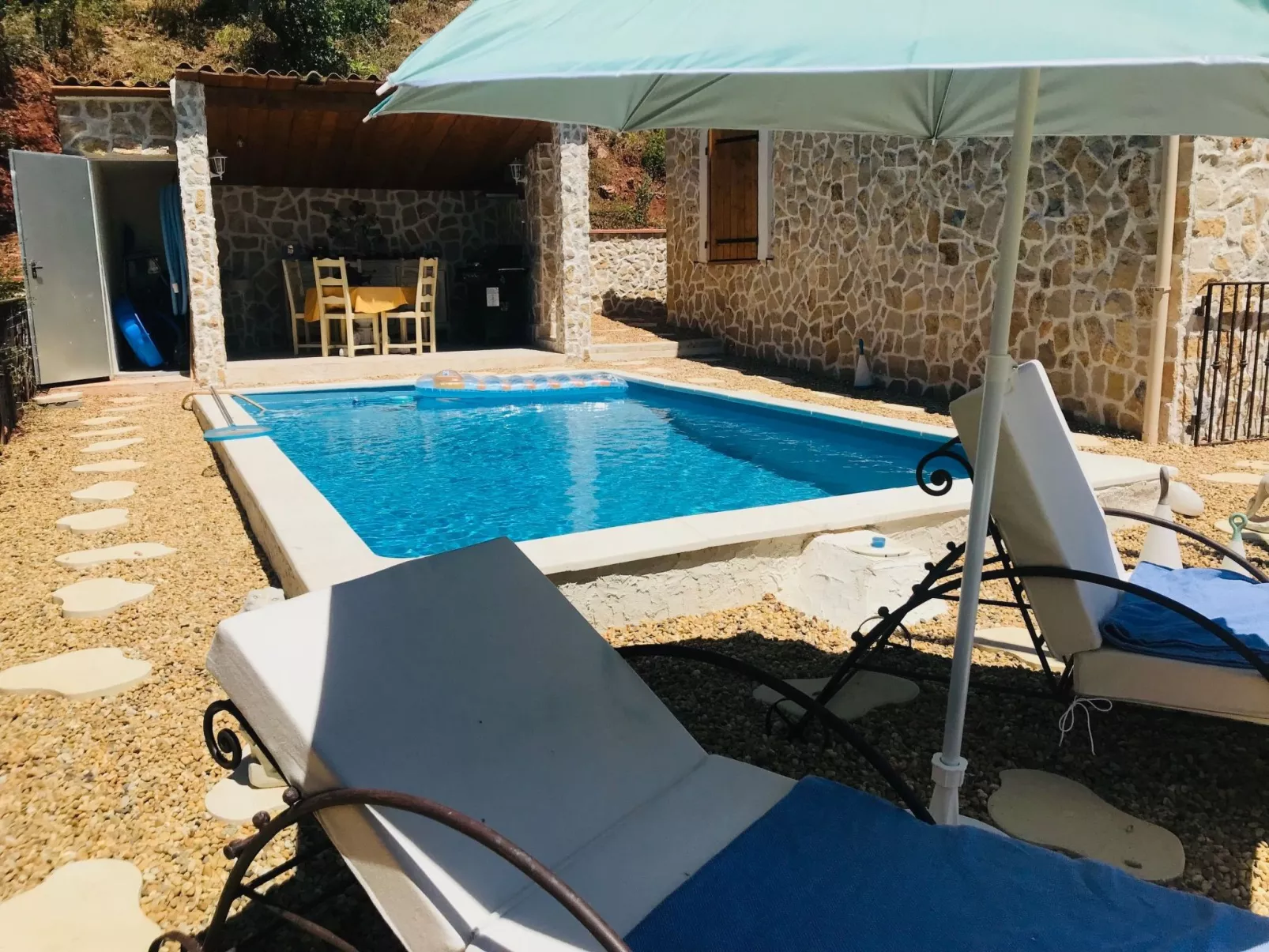 Villa "Les Alloes" - Buiten