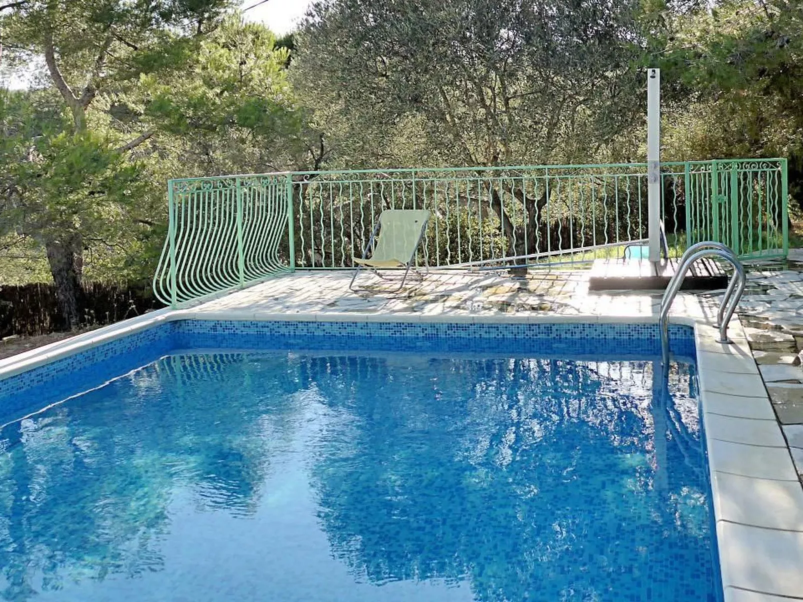 Villa und Pool mit Meerblick nur für Sie - Buiten