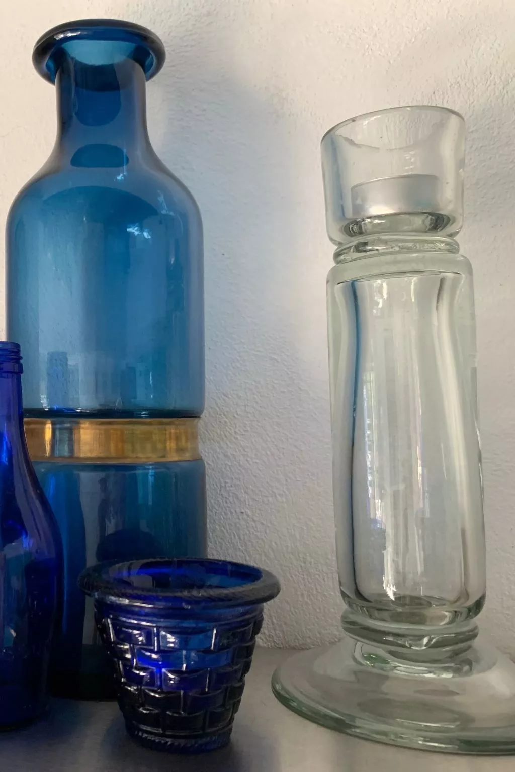 "Julia" mit Blick auf das Wasser-Binnen