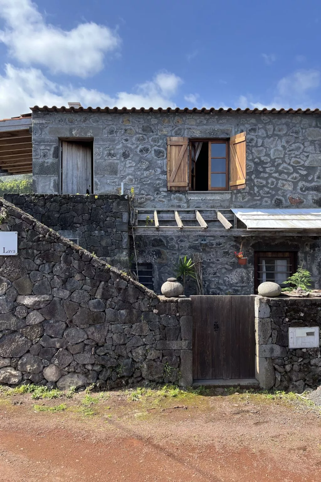 "Vinea Lava" mit Blick auf das Wasser-Buiten