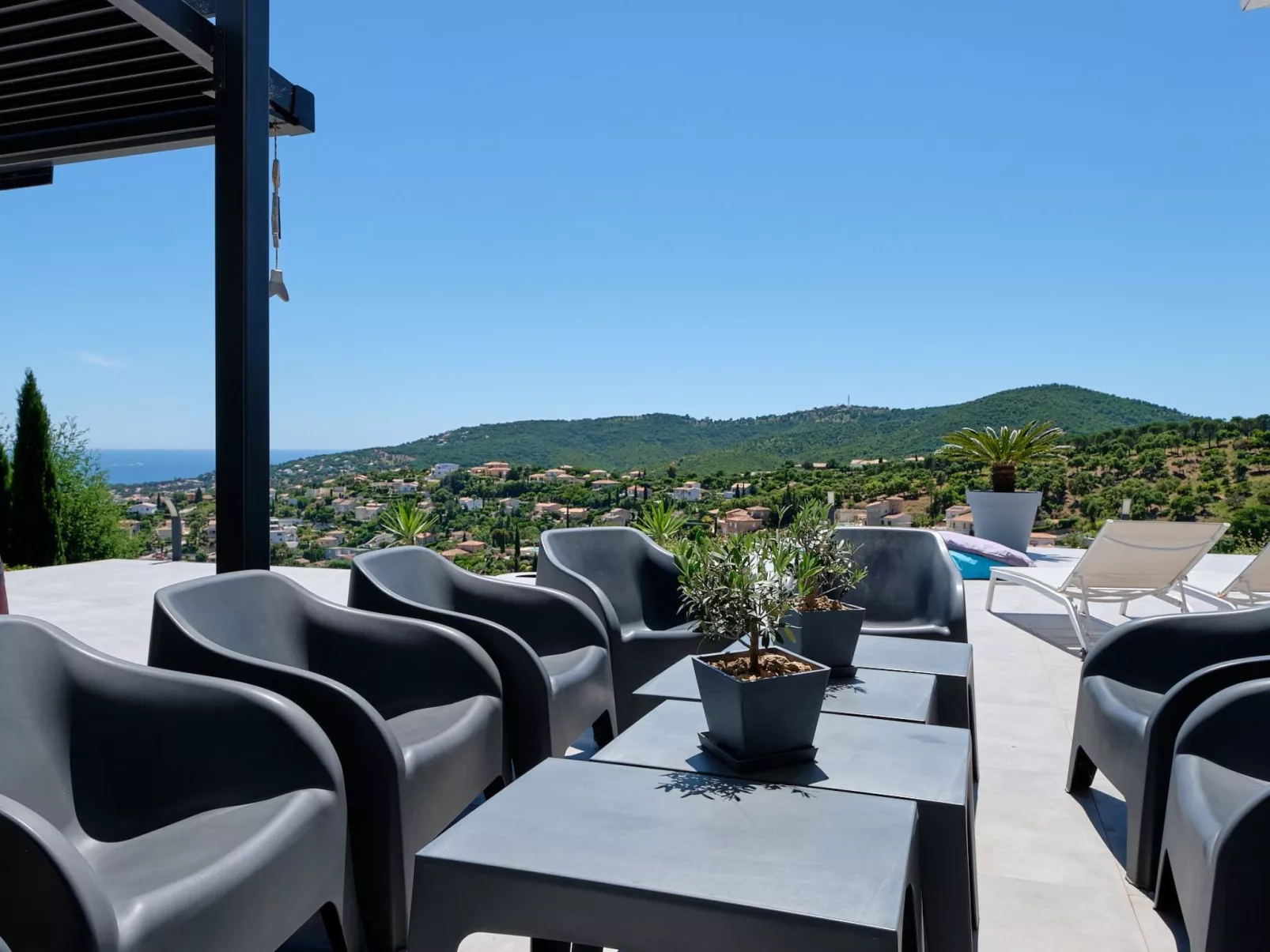 950m vom Meer, herrlicher MEERESBLICK, Pool, Jac-Buiten