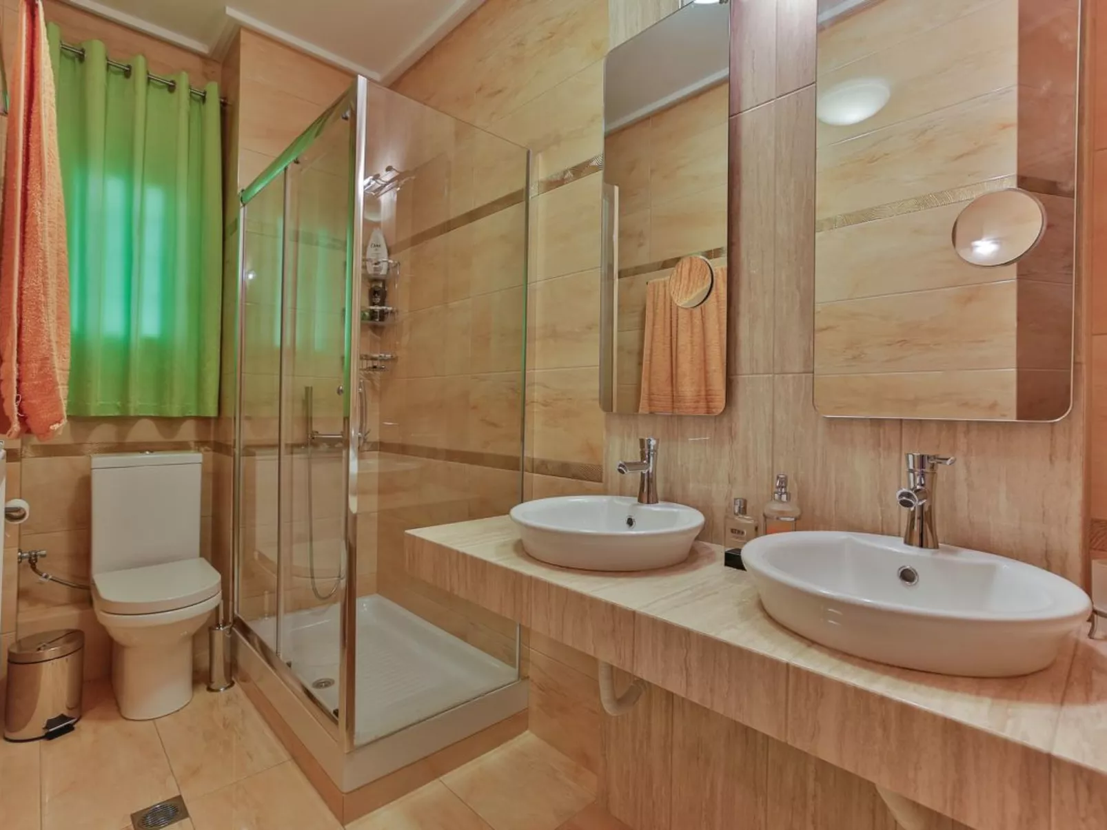 "Centaur Villa" direkt am Strand-Binnen