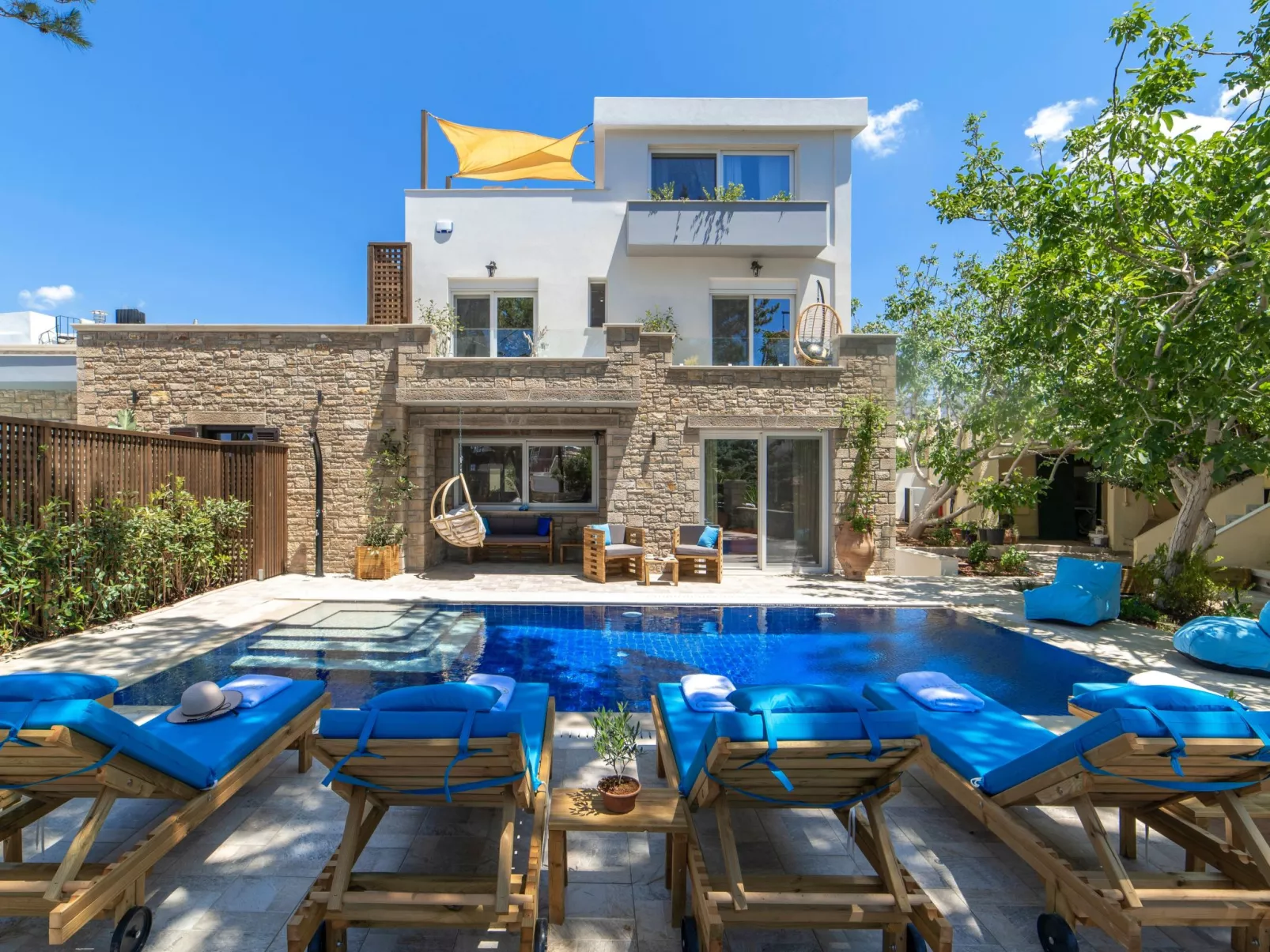 Paradisos für 14 Personen und 4 Kinder-Buiten