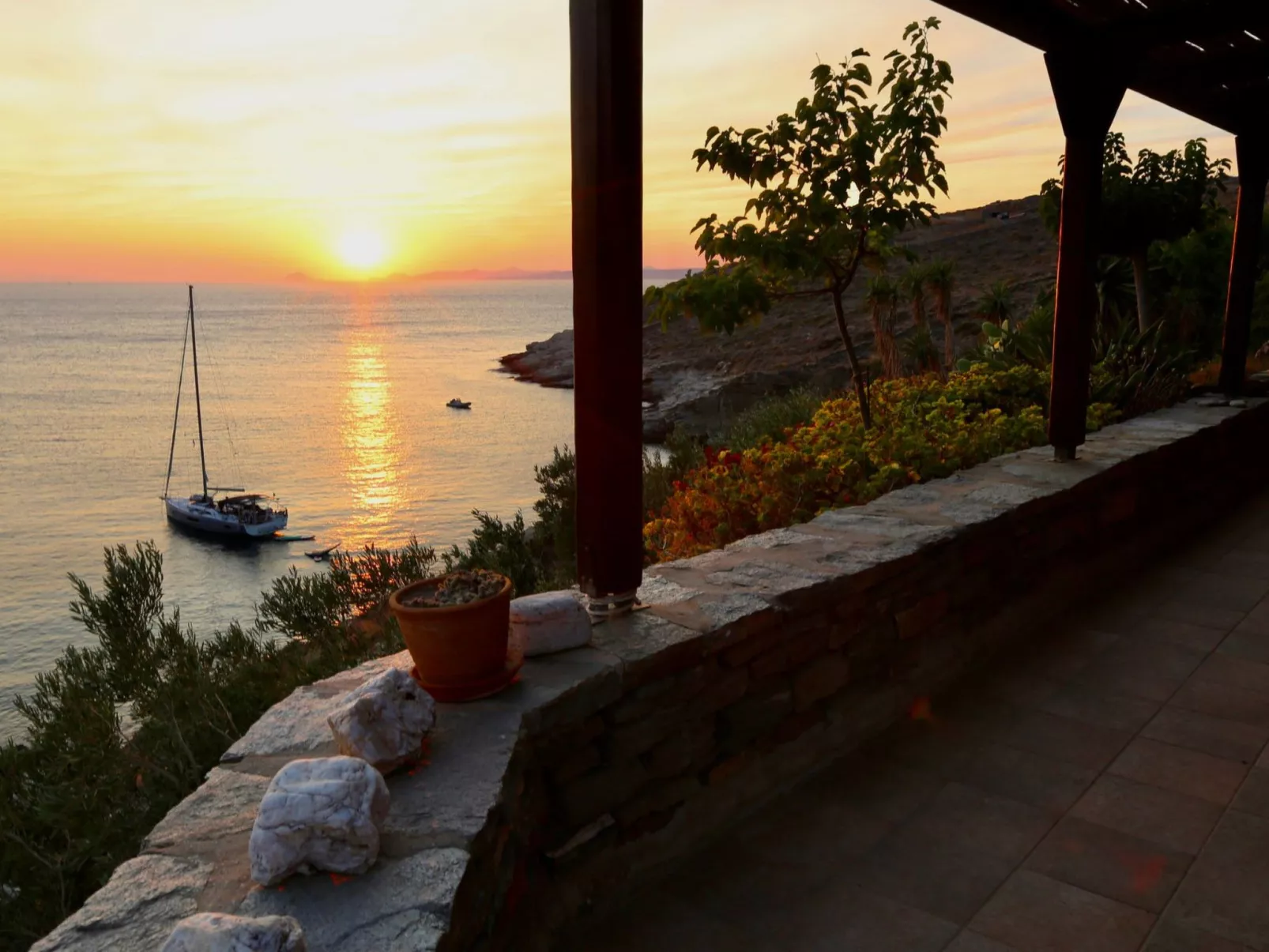 Luxuriöse, ruhige Wohnung direkt am Meer - Privatstrand-Image-tags.info