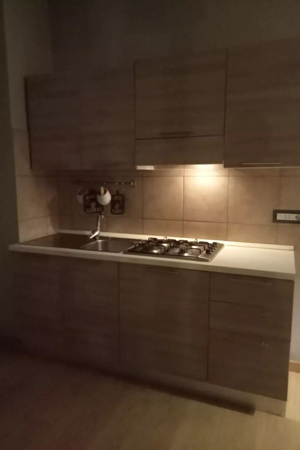 Entspannung am Meer in der Nähe von Neapel-Image-tags.info