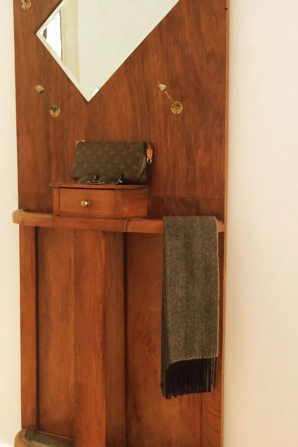 Gelbes Haus im historischen Zentrum-Image-tags.info