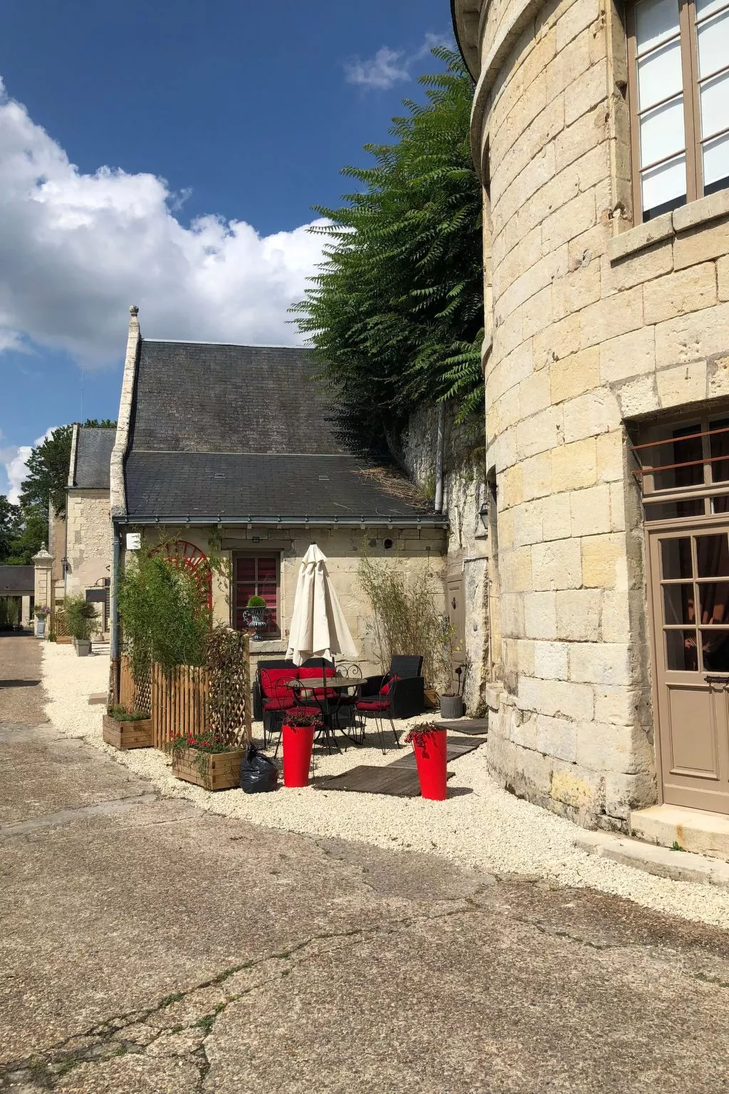 Cottage de la tour duplex 100m2 mit Pool Azay le rideau-Buiten