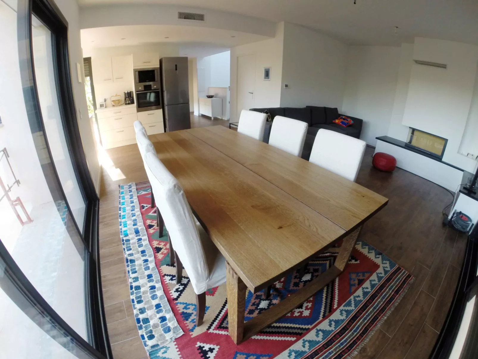 Appartement mit Infinity-Pool-Binnen