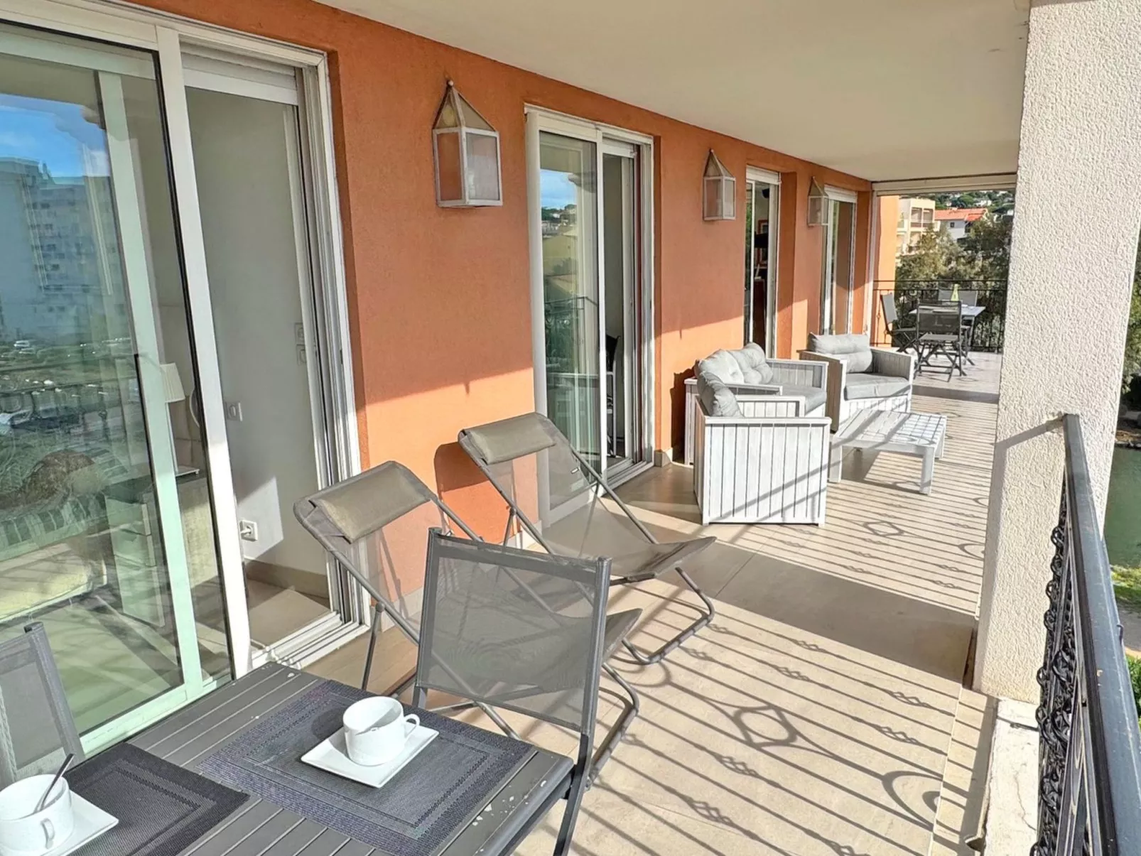 Appt T4 - 7 Pers - Piscine Résidence - Clim-Buiten