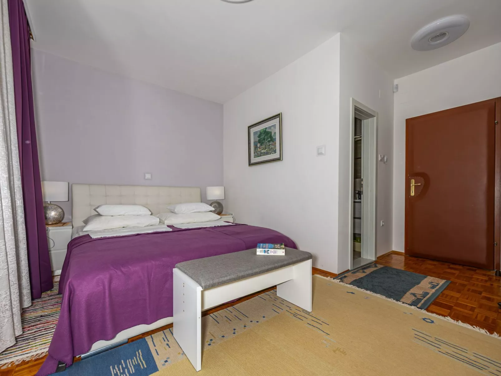 "Luxuswohnung"-Binnen