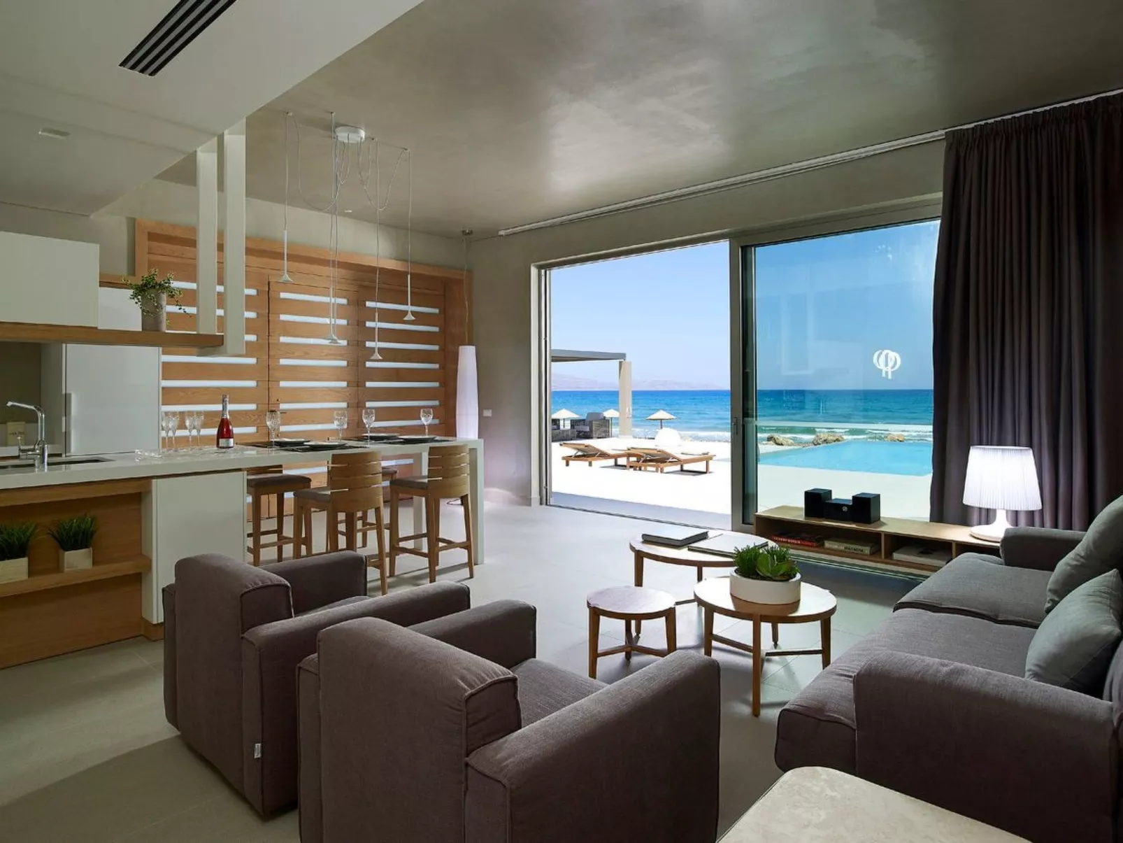 Villa am Strand von Ammos-Image-tags.info