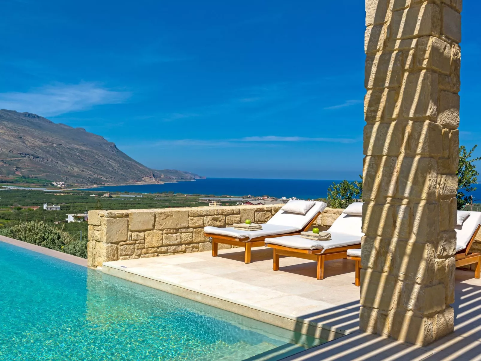 Youphoria Meerblick Villa Oneiro-Image-tags.info