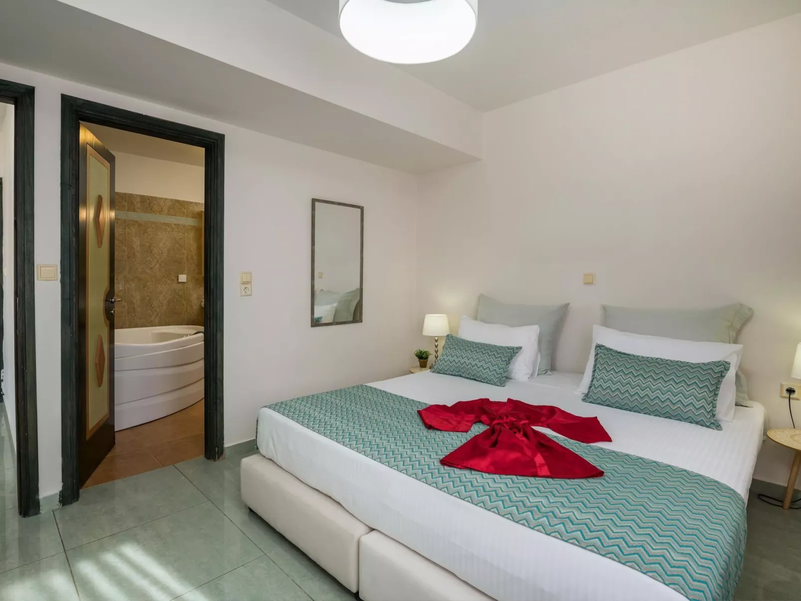 Luxuriöse Villa in Strandnähe mit Blick auf den privaten Pool-Image-tags.info