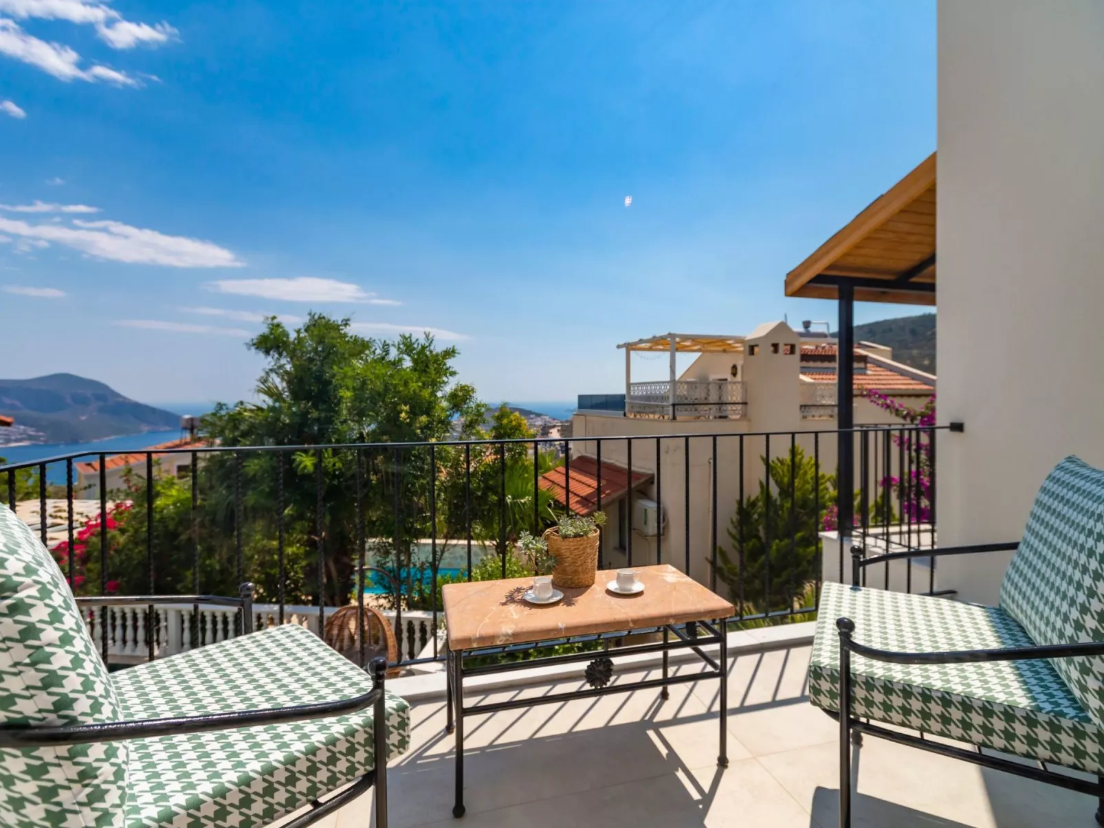 Moderne Villa "Verde Kalkan" mit großem Garte-Binnen