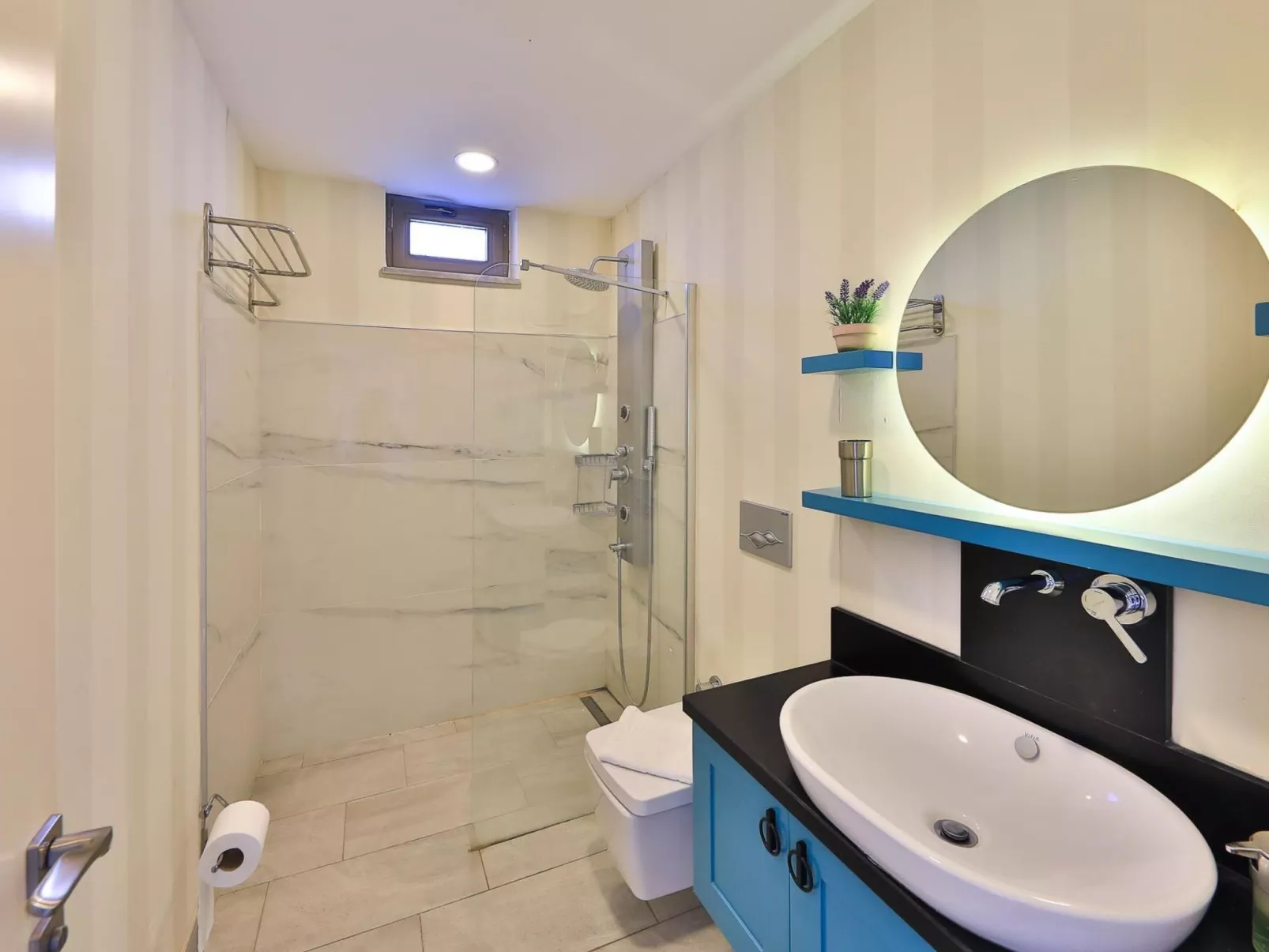 Steinhausvilla in der Natur-Binnen