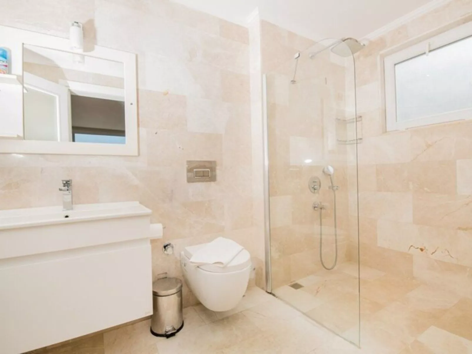 6 Personen nähe Strand-Binnen