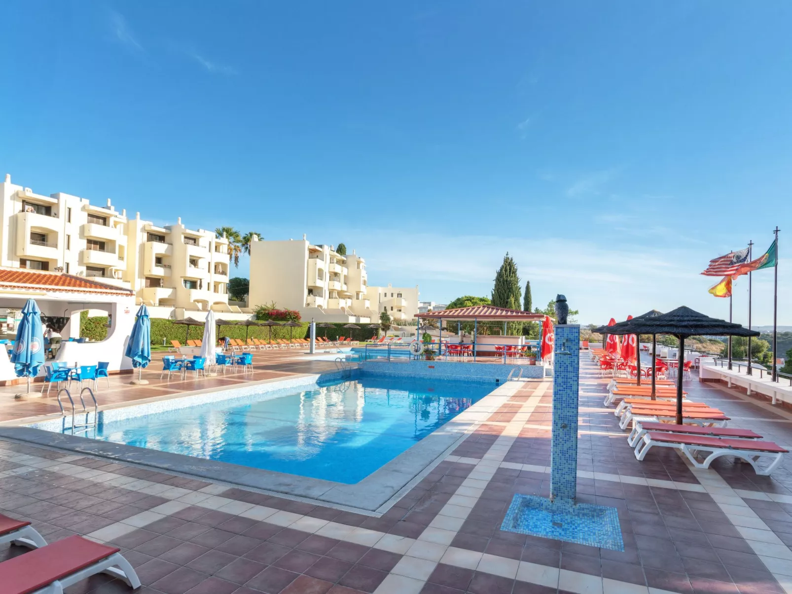 Studio-Apartment "Jardim" mit Gemeinschaftspool-Buiten